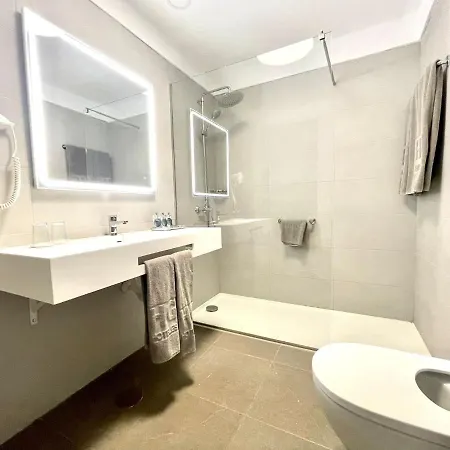 Appartamento Apartamento Con Wifi, Piscina, Junto Al Mar En Playa Puerto Del Carmen Puerto del Carmen (Lanzarote)